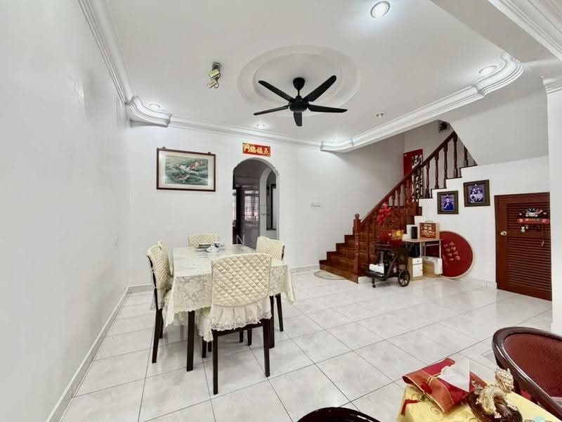 Rumah Teres 2-Tingkat untuk Dijual di Taman Perling (Perling) - Janice . - PropertyGuru.com.my