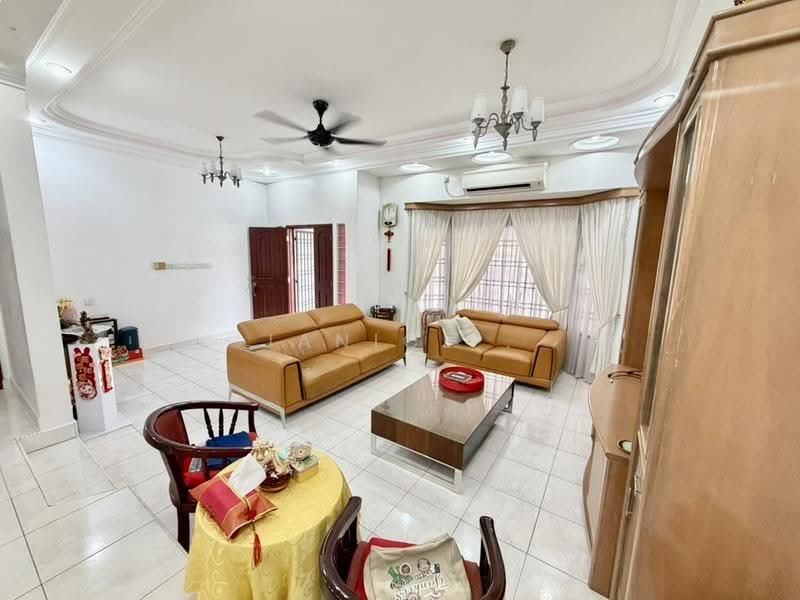 Rumah Teres 2-Tingkat untuk Dijual di Taman Perling (Perling) - Janice . - PropertyGuru.com.my