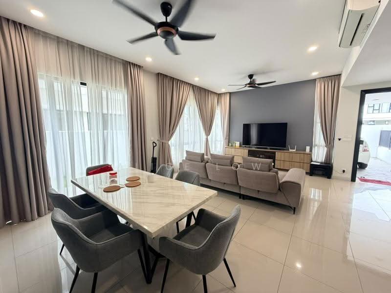 Semi-Detached House for Sale in Kota Emerald (Rawang) - Alice Low - Living Room - PropertyGuru.com.my