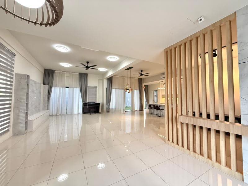 Bungalow House for Sale in Telok Panglima Garang (Selangor) - Wei Wei Low - PropertyGuru.com.my