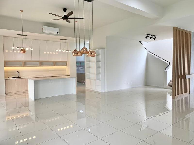 Bungalow House for Sale in Telok Panglima Garang (Selangor) - Wei Wei Low - PropertyGuru.com.my