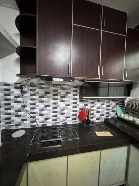 Rumah Teres 2-Tingkat untuk Disewa di Taman Tawas Mewah (Ipoh) - Joseph Wong - Kitchen - PropertyGuru.com.my
