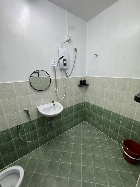 Rumah Teres 2-Tingkat untuk Disewa di Taman Tawas Mewah (Ipoh) - Joseph Wong - Bathroom - PropertyGuru.com.my