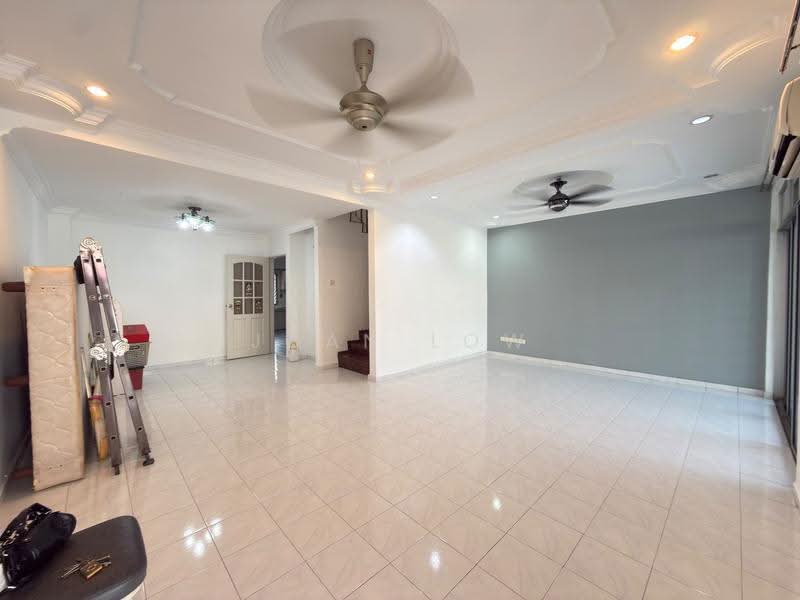 2-storey Terraced House for Sale in Taman Cheng Perdana (Cheng) - Joan Low - Living Room - PropertyGuru.com.my