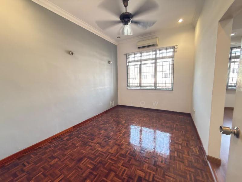 2-storey Terraced House for Sale in Taman Cheng Perdana (Cheng) - Joan Low - Interior - PropertyGuru.com.my