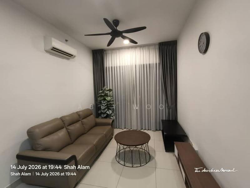 Kediaman Servis untuk Disewa di Setia City Residences - Abby Woo - Living Room - PropertyGuru.com.my