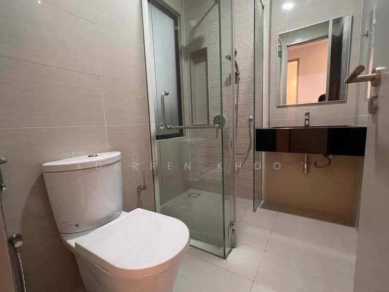 Kediaman Servis untuk Disewa di Sapphire Paradigm - Darren Khoo - Bathroom - PropertyGuru.com.my