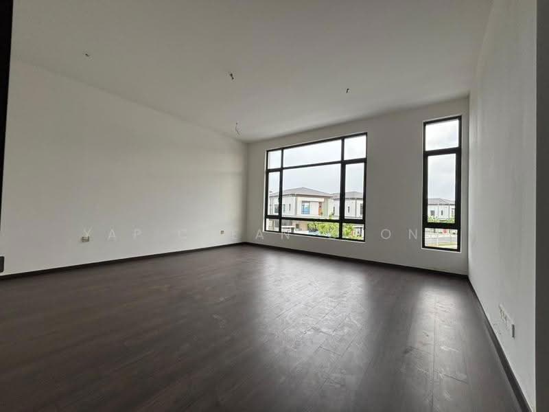 Semi-Detached House for Sale in Telok Panglima Garang (Selangor) - Yap Chean Chong - Living Room - PropertyGuru.com.my