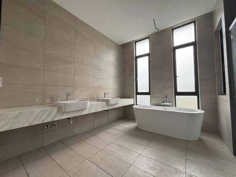 Semi-Detached House for Sale in Telok Panglima Garang (Selangor) - Yap Chean Chong - Bathroom - PropertyGuru.com.my