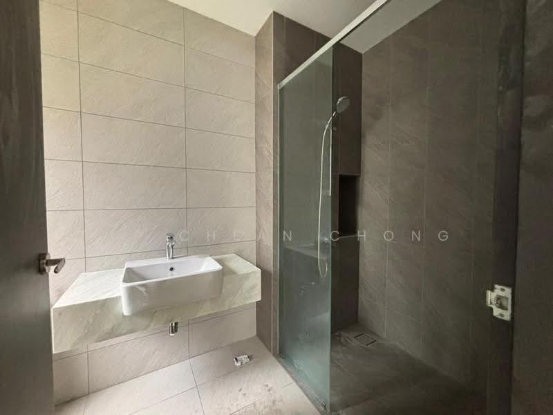 Semi-Detached House for Sale in Telok Panglima Garang (Selangor) - Yap Chean Chong - Bathroom - PropertyGuru.com.my