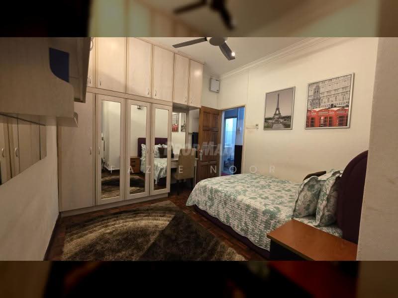2-storey Terraced House for Sale in Usj 18 (Subang Jaya) - Fazie Noor - Bedroom - PropertyGuru.com.my