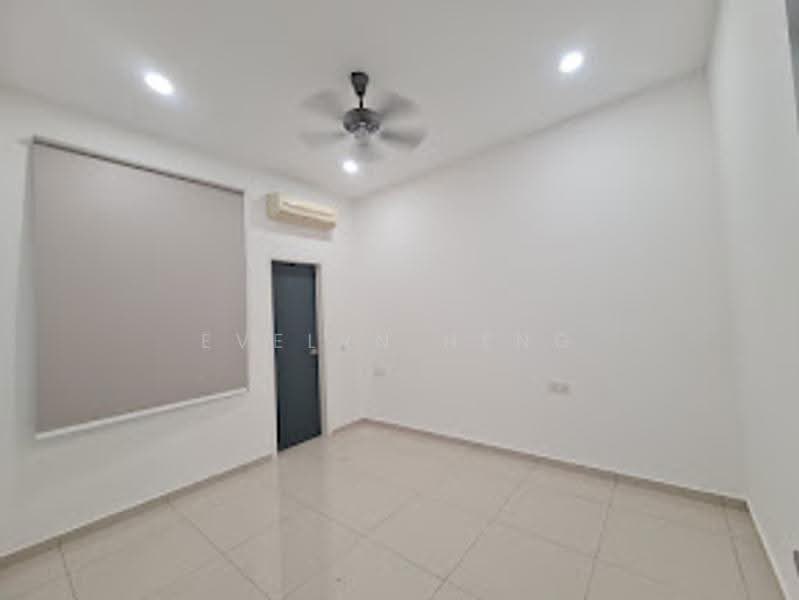 Terraced House for Rent in Johor Bahru (Johor) - Evelyn Heng - Bedroom - PropertyGuru.com.my