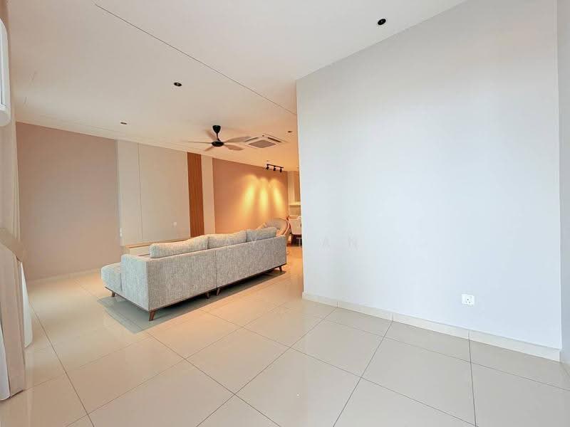 2-storey Terraced House for Sale in Taman Bukit Perdana (Kluang) - May Tan - Living Room - PropertyGuru.com.my