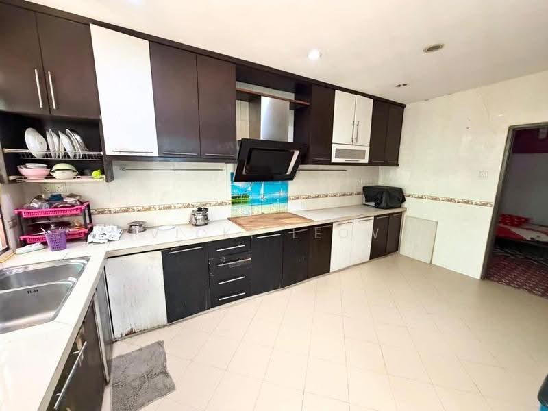 Semi-Detached House for Sale in Taman Idaman (Simpang Ampat) - Vicky Leow - Kitchen - PropertyGuru.com.my