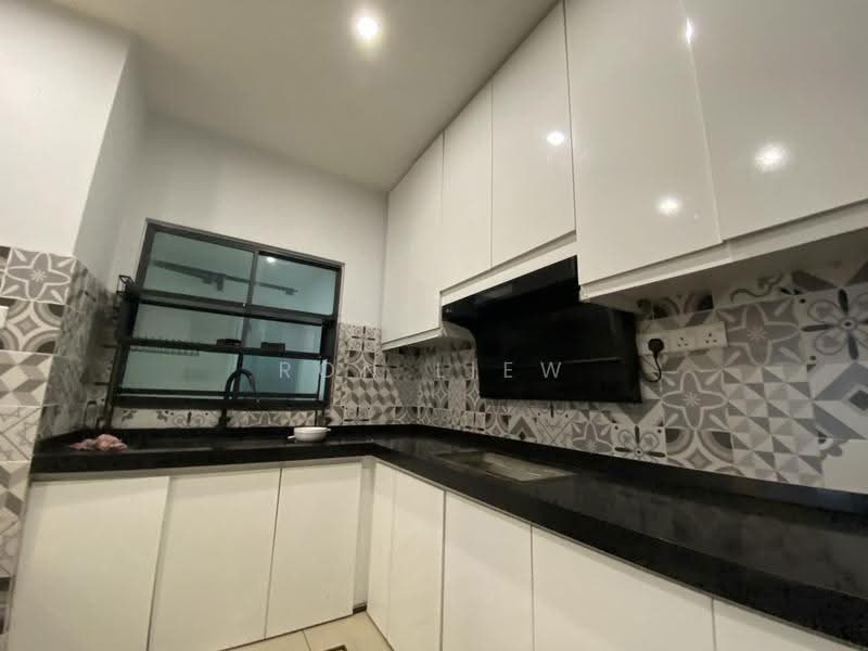 Service Residence for Rent at 8 Kinrara - Ron Liew - Kitchen - PropertyGuru.com.my