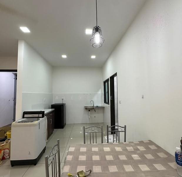 Condominium for Rent at The Henge - Alex Seet - Kitchen - PropertyGuru.com.my