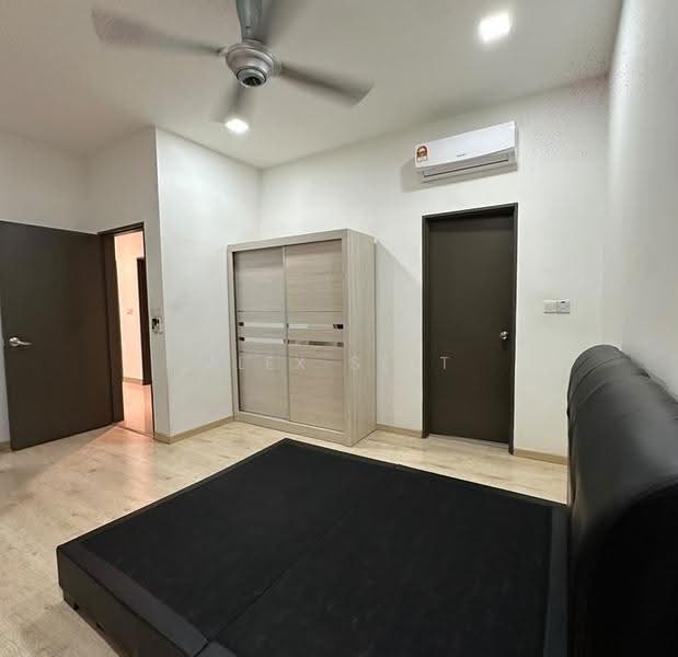 Condominium for Rent at The Henge - Alex Seet - Bedroom - PropertyGuru.com.my