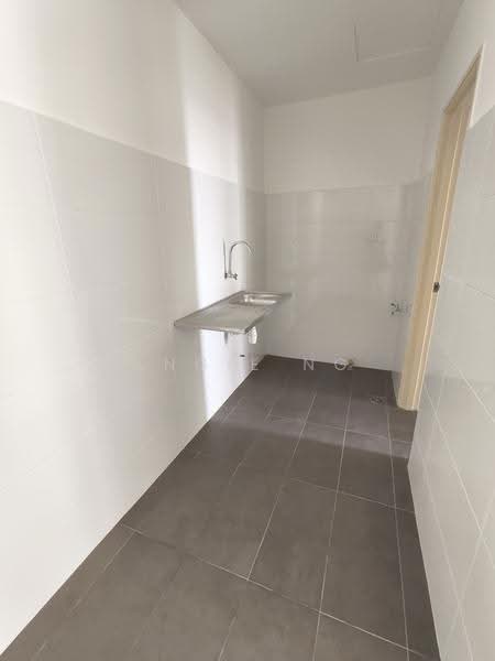 Service Residence for Sale at The Green Service Residence - Angie Ng - Kitchen - PropertyGuru.com.my