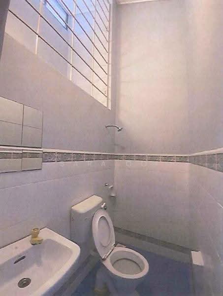 Rumah Teres 1-Tingkat untuk Dijual di Bandar Tasik Kesuma (Beranang) - Sara Ooi - Bathroom - PropertyGuru.com.my