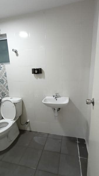 Kondominium untuk Disewa di Anderson Residences @ Ipoh - Joseph Wong - Bathroom - PropertyGuru.com.my
