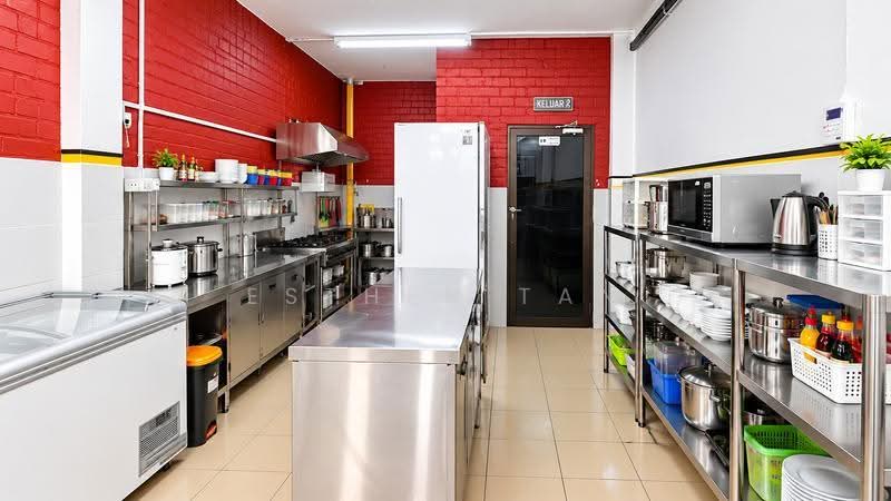 Shop for Rent in SS3 (Petaling Jaya) - Esther Tan - Kitchen - PropertyGuru.com.my