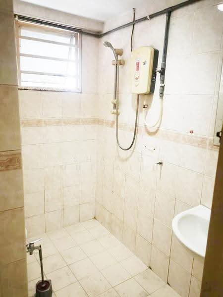 Condominium for Rent at Sri Emas - Shafiq Muttalib - Bathroom - PropertyGuru.com.my