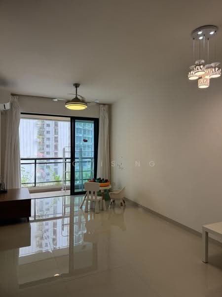 Pangsapuri untuk Dijual di Regalia Park @ Forest City - Louis Ng - Living Room - PropertyGuru.com.my