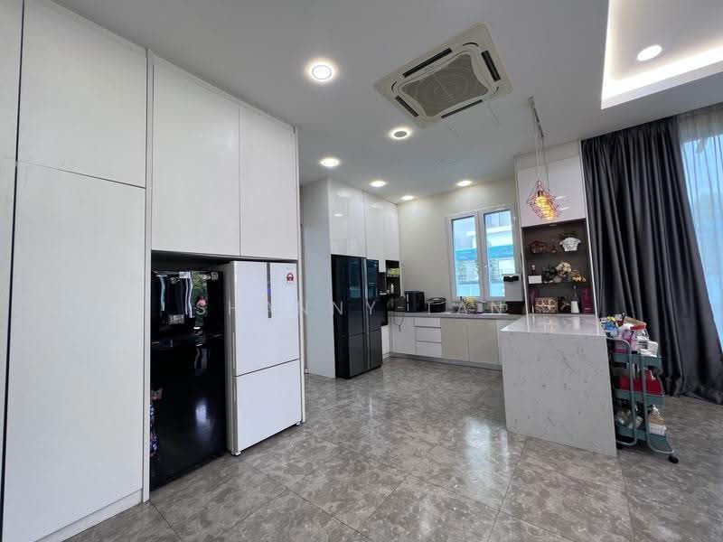 Rumah Berkembar untuk Dijual di Bandar Sungai Long (Selangor) - Shanny Tan - Kitchen - PropertyGuru.com.my