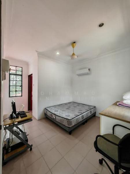 Rumah Banglo untuk Dijual di Bukit Rahman Putra (Sungai Buloh) - Mohammad Din Majid - Bedroom - PropertyGuru.com.my