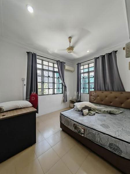 Rumah Banglo untuk Dijual di Bukit Rahman Putra (Sungai Buloh) - Mohammad Din Majid - Bedroom - PropertyGuru.com.my