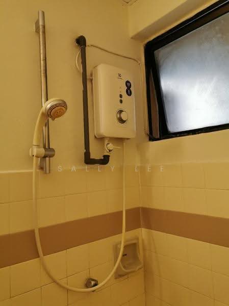 Condominium for Rent at Indah Villa Condominium - Sally Lee - Bathroom - PropertyGuru.com.my