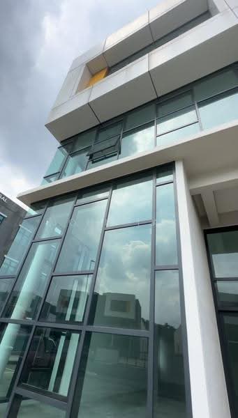 Semi-D Factory for Rent in Rawang (Selangor) - John Tan - Exterior - PropertyGuru.com.my