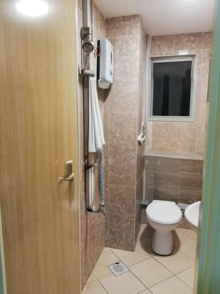 Condominium for Rent at Kepong Sentral Condominium - James Lai - Bathroom - PropertyGuru.com.my