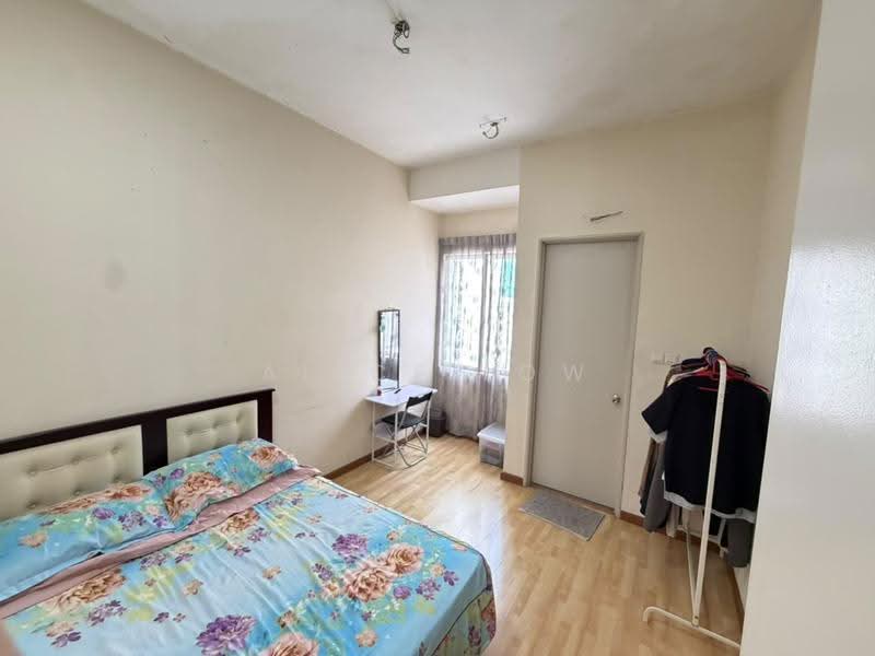 3-storey Terraced House for Sale in Rawang (Selangor) - Alice Low - Bedroom - PropertyGuru.com.my