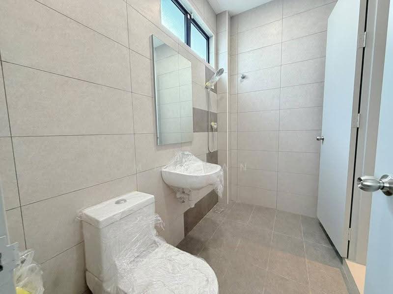 2-storey Terraced House for Sale in Taman Bukit Perdana (Kluang) - May Tan - Bathroom - PropertyGuru.com.my