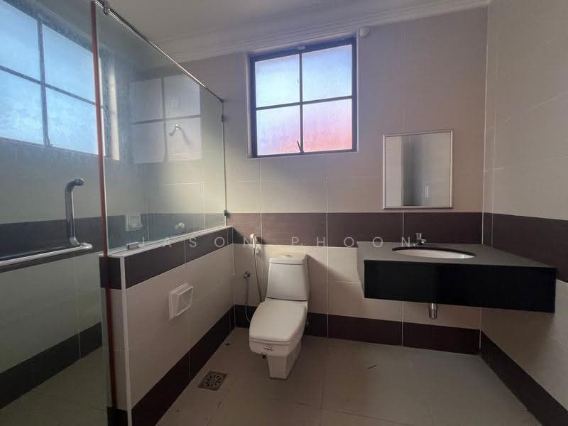 Bungalow House for Sale in Bayan Lepas (Penang) - Jason Phoon - Bathroom - PropertyGuru.com.my