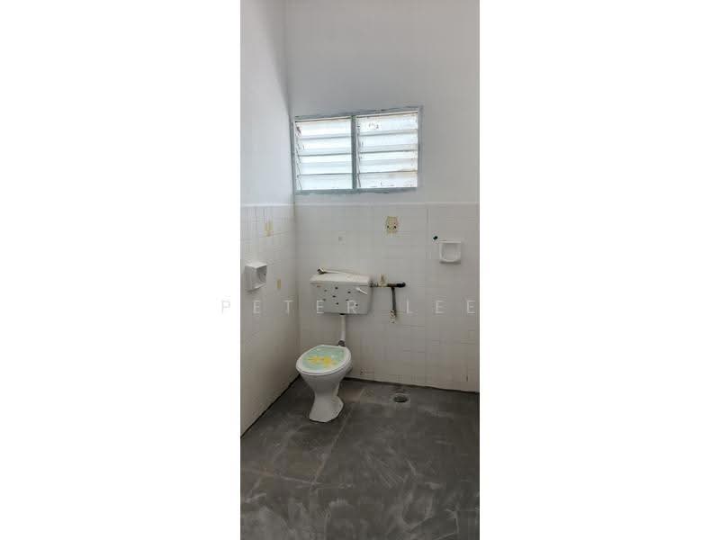 2-storey Terraced House for Sale in Taman Laksamana Cheng Ho (Melaka City) - Peter Lee - Bathroom - PropertyGuru.com.my