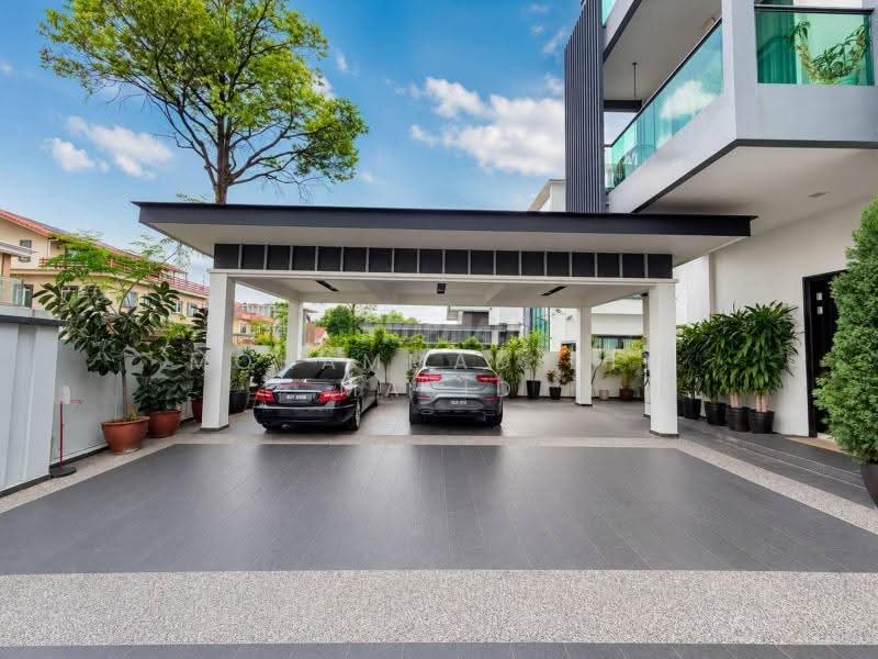 Bungalow House for Sale in Subang Heights (Subang Jaya) - Mohammad Din Majid - Exterior - PropertyGuru.com.my