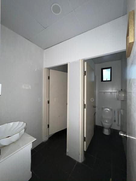 Shop / Office for Rent in Johor Bahru (Johor) - Shi Ting - Bathroom - PropertyGuru.com.my