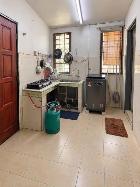 Rumah Banglo untuk Dijual di Kampung Segambut Luar (Batu) - Abid Sabarudin - Kitchen - PropertyGuru.com.my