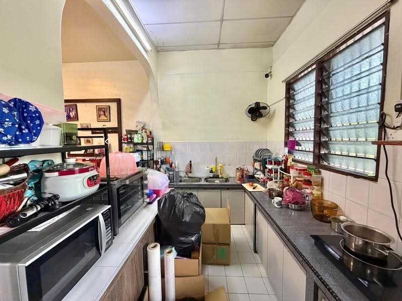 Semi-Detached House for Sale in Sungai Nibong (Bayan Lepas) - Bernard Chew - Kitchen - PropertyGuru.com.my