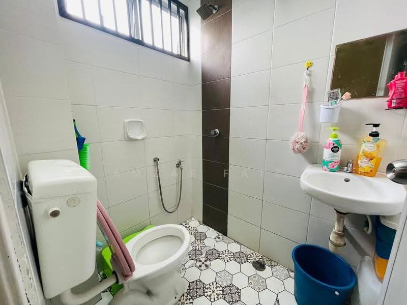 Apartment for Sale at Dahlia Court - Amzar Faiz - PropertyGuru.com.my