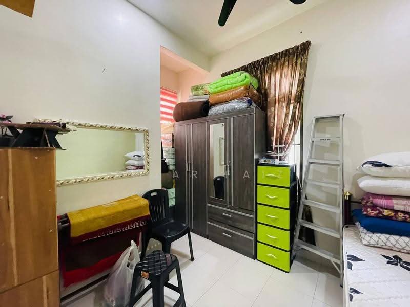 Apartment for Sale at Dahlia Court - Amzar Faiz - PropertyGuru.com.my