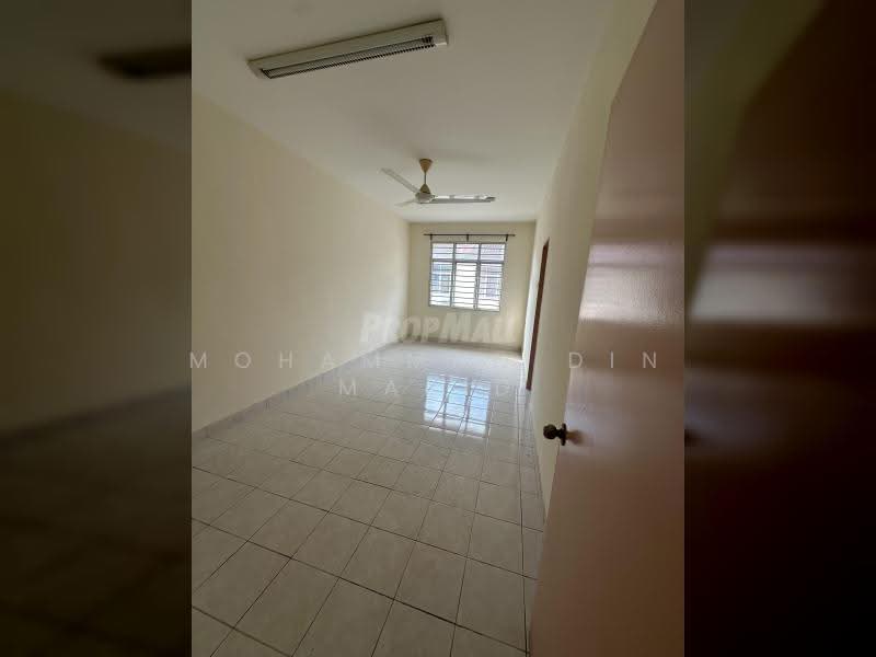 2-storey Terraced House for Sale in Taman Putra Impiana (Puchong) - Mohammad Din Majid - PropertyGuru.com.my