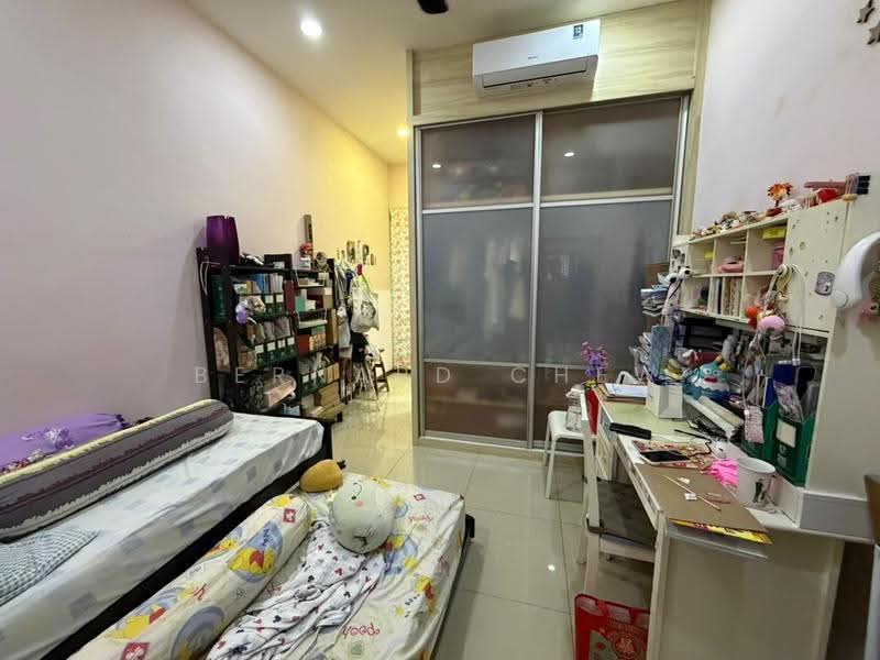 Rumah Teres 3-Tingkat untuk Dijual di Bandar Bayan Bahru (Bayan Lepas) - Bernard Chew - Bedroom - PropertyGuru.com.my