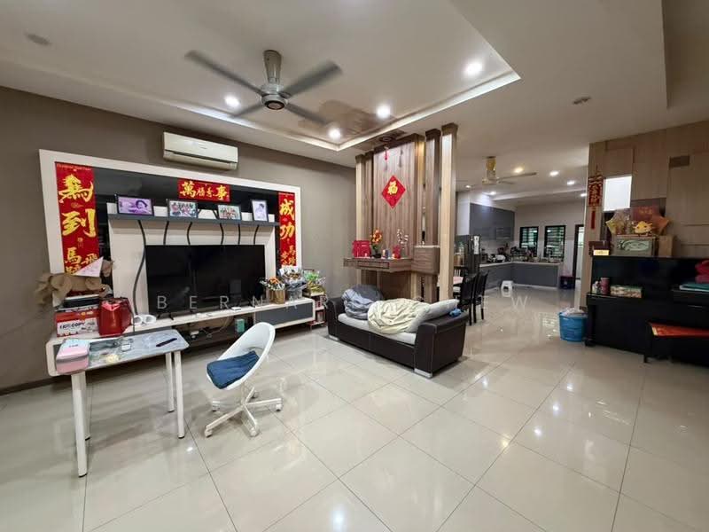 Rumah Teres 3-Tingkat untuk Dijual di Bandar Bayan Bahru (Bayan Lepas) - Bernard Chew - Living Room - PropertyGuru.com.my