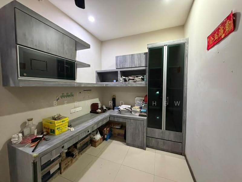 Rumah Teres 3-Tingkat untuk Dijual di Bandar Bayan Bahru (Bayan Lepas) - Bernard Chew - Study - PropertyGuru.com.my