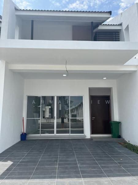 2-storey Terraced House for Sale in Tamansari (Rawang) - Hannah Hiew - Exterior - PropertyGuru.com.my