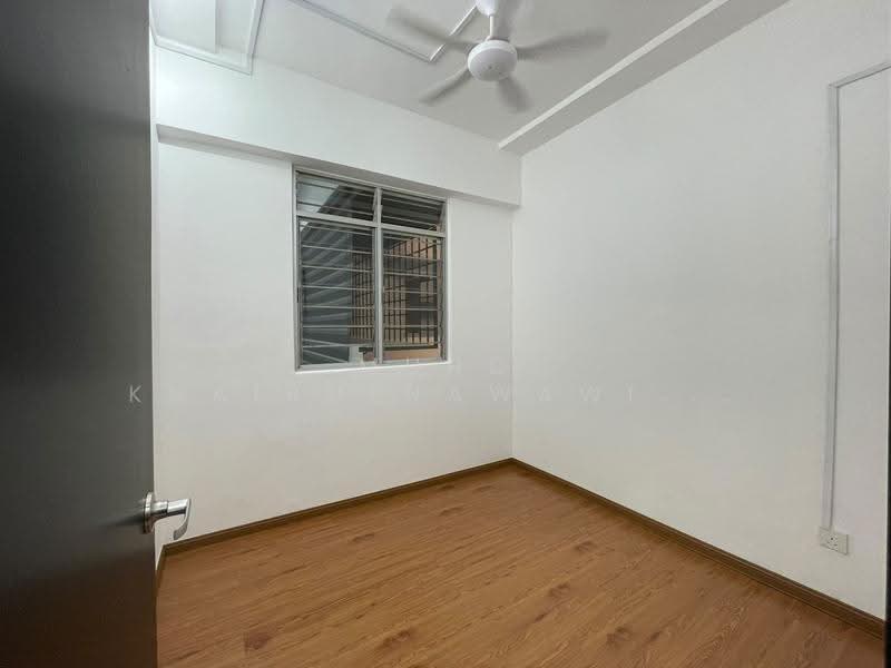 Apartment for Sale at Vista Seri Putra - Muhd Khairulnawawi Kamaruddin - PropertyGuru.com.my