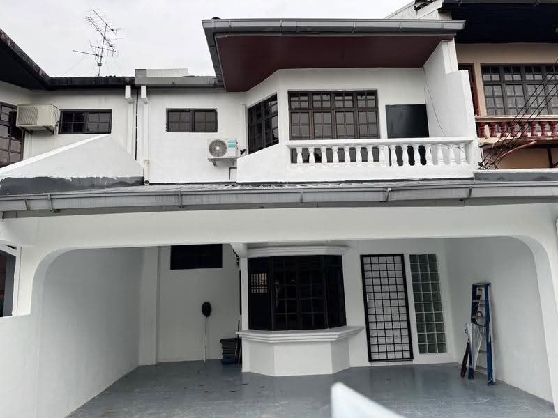 Rumah Teres 2-Tingkat untuk Disewa di Taman Daya (Johor Bahru) - YY Tey - PropertyGuru.com.my